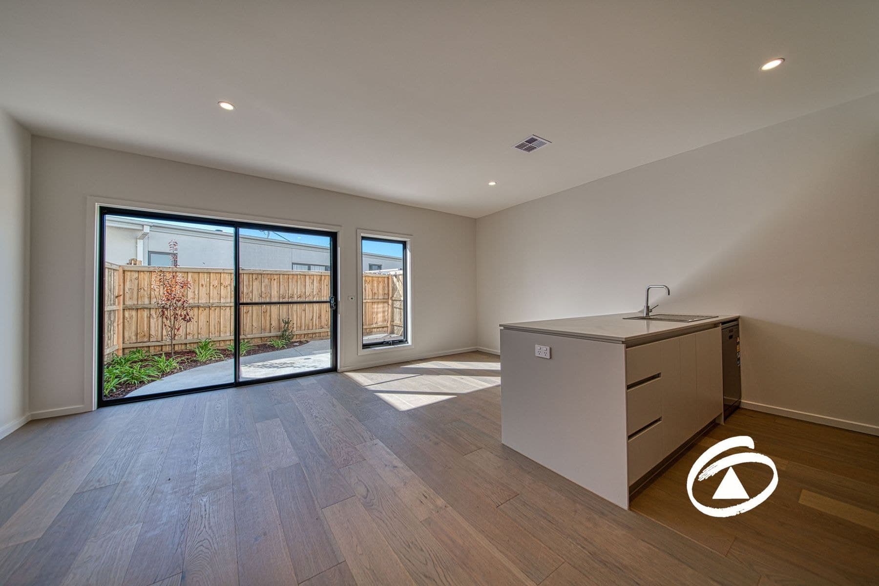 88 Aberfeldy Crescent, Cranbourne South VIC 3977, Cranbourne South - Thumbnail 4