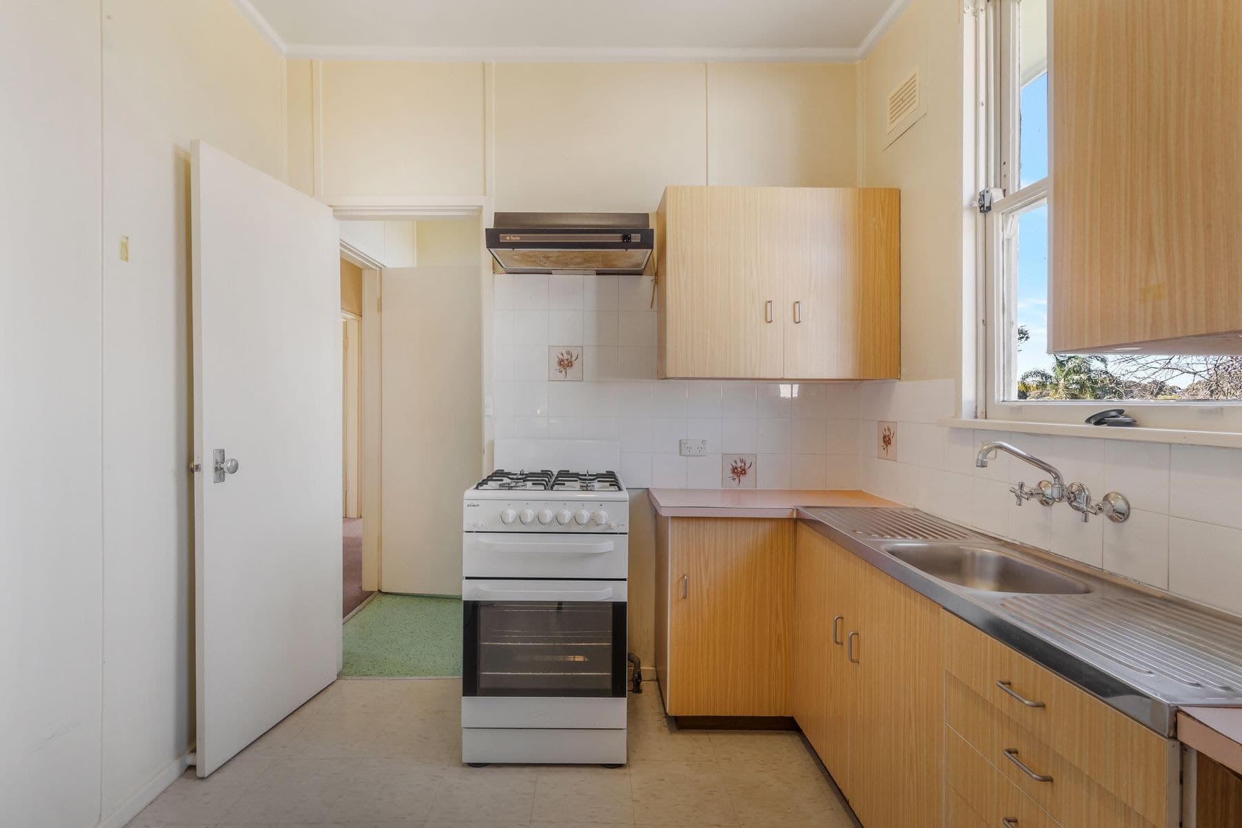8 Wallace Place, Mount Pritchard NSW 2170, Mount Pritchard - Thumbnail 3