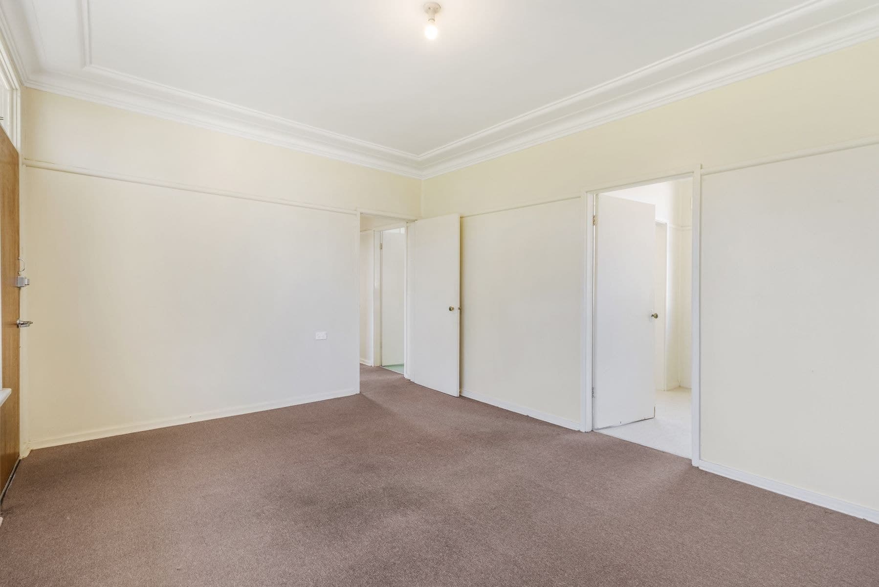 8 Wallace Place, Mount Pritchard NSW 2170, Mount Pritchard - Thumbnail 4