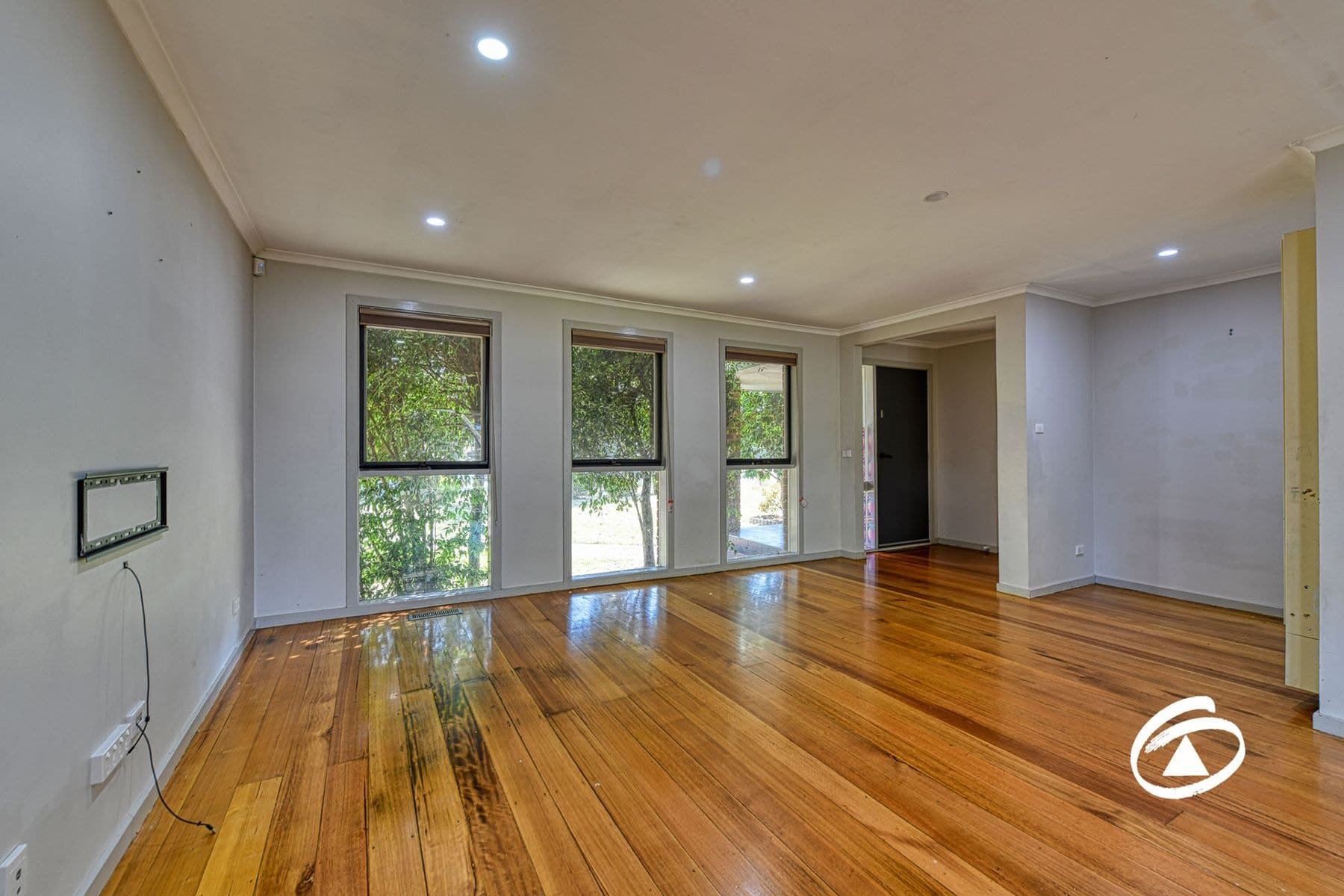36 Cheviot Avenue, Berwick VIC 3806, Berwick - Thumbnail 2