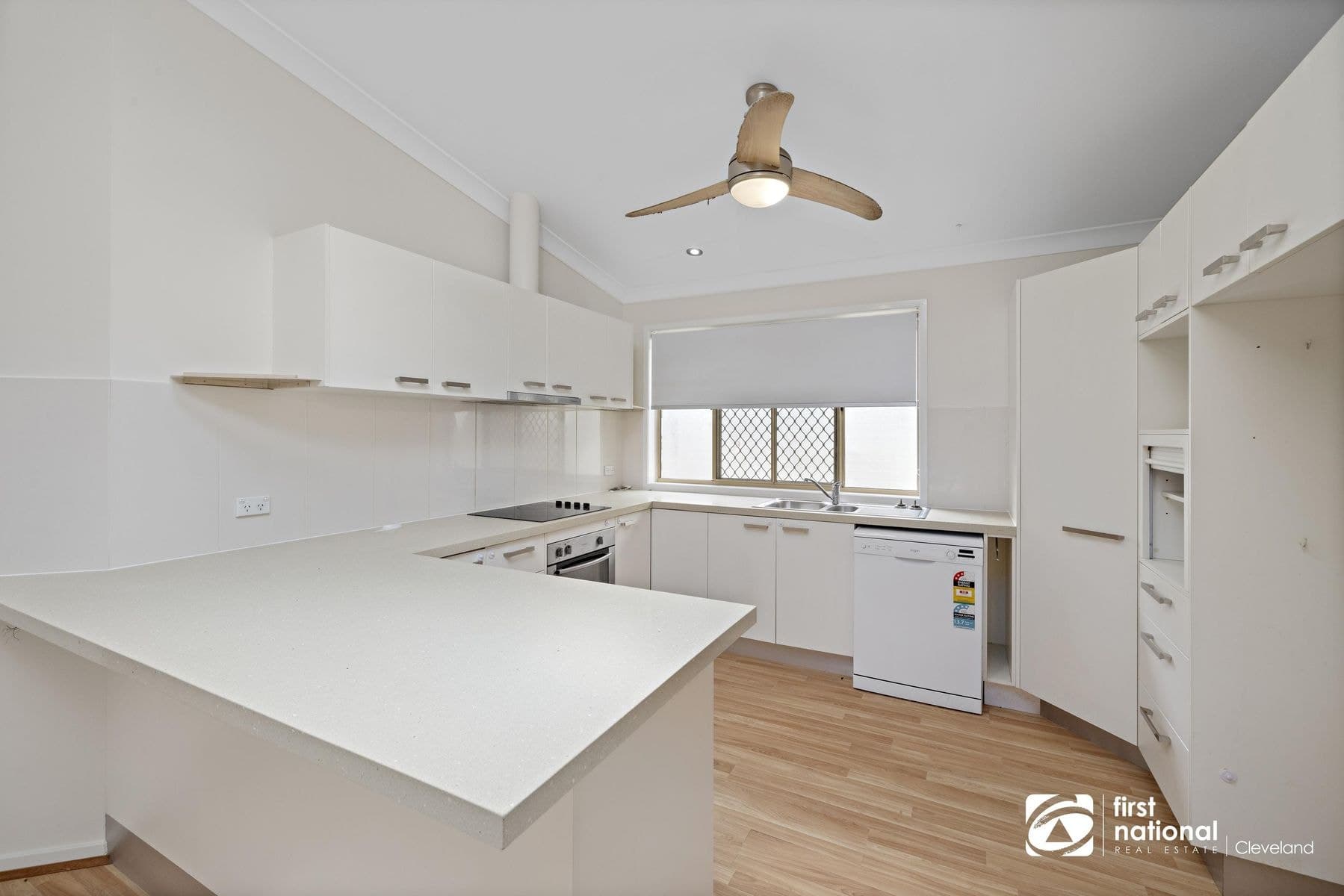 25 Robin Parade, Victoria Point QLD 4165, Victoria Point - Thumbnail 5