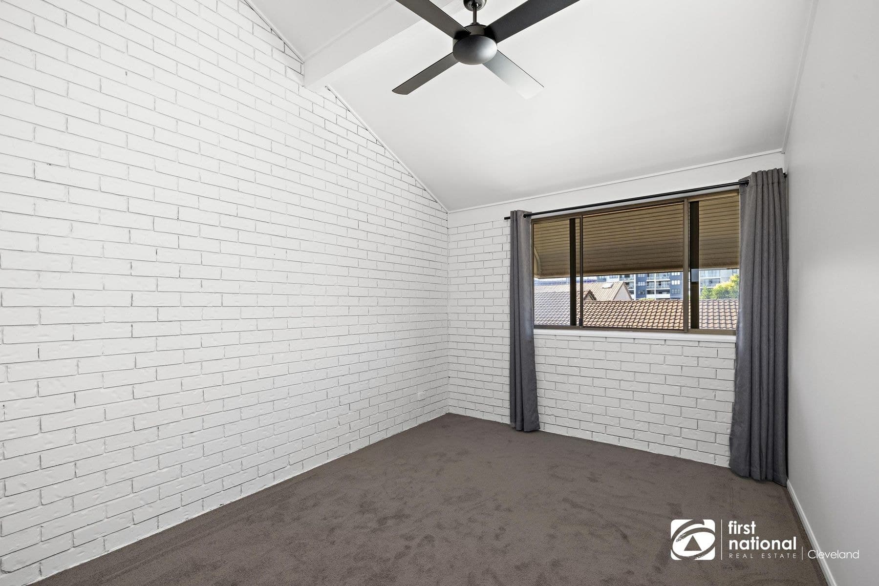 1/233 Bloomfield Street, Cleveland QLD 4163, Cleveland - Thumbnail 4