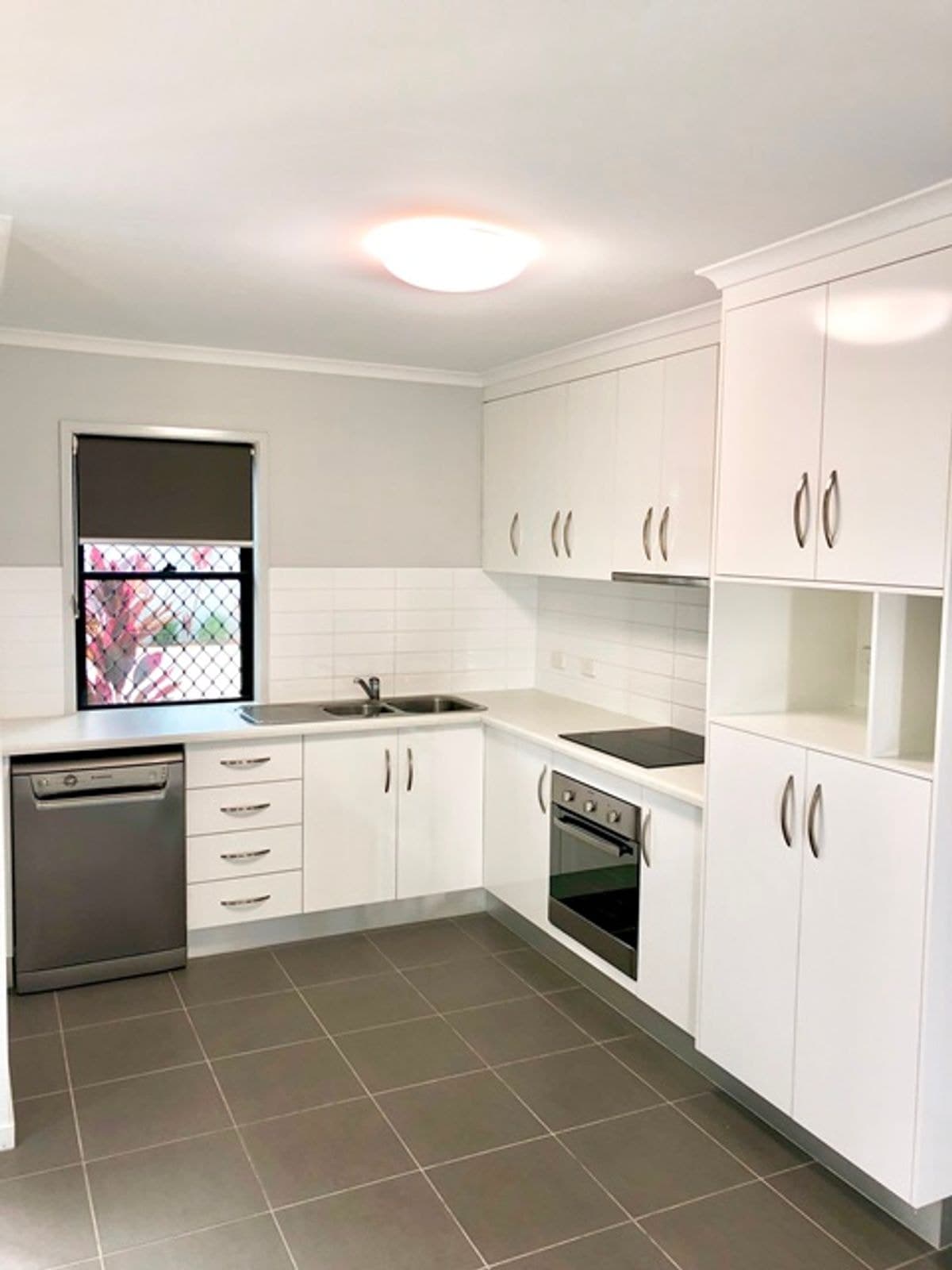 9/2 Makybe Diva Drive, Ooralea QLD 4740, Ooralea - Thumbnail 2
