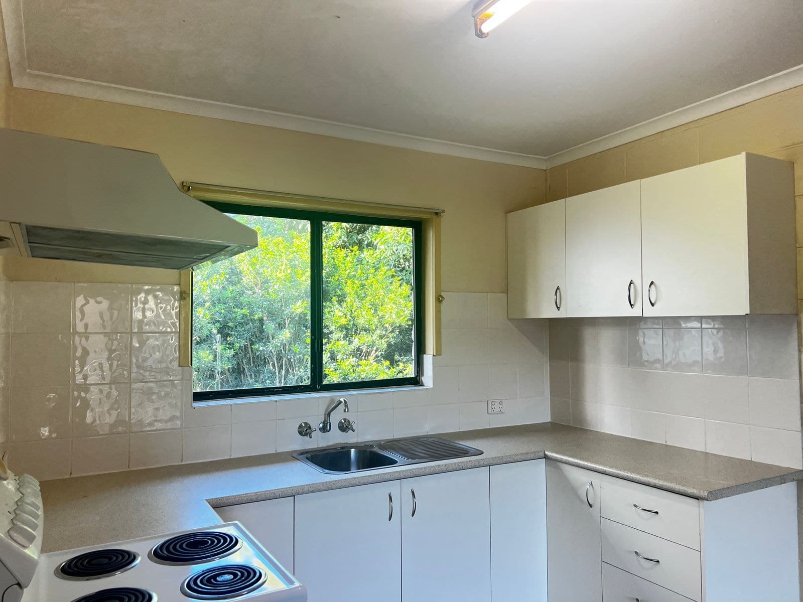 6/19 Brisbane Road, Biggera Waters QLD 4216, Biggera Waters - Thumbnail 2