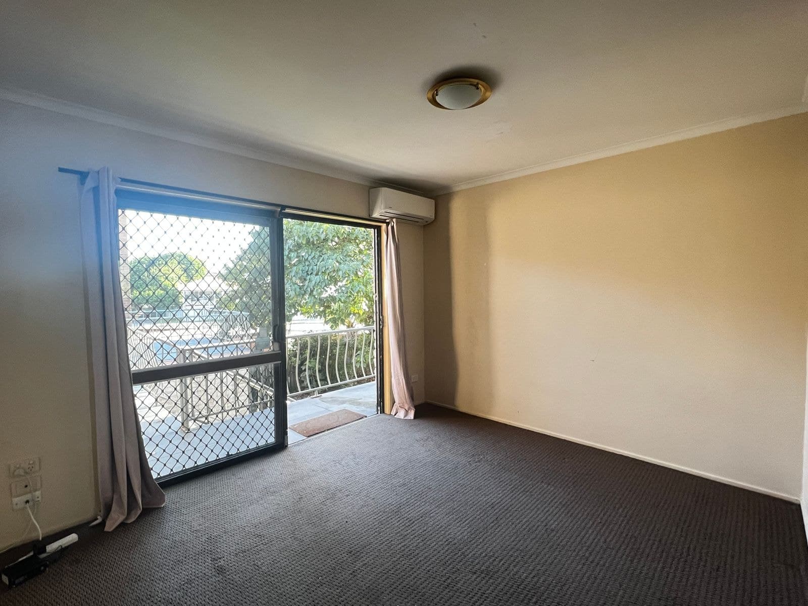 6/19 Brisbane Road, Biggera Waters QLD 4216, Biggera Waters - Thumbnail 3