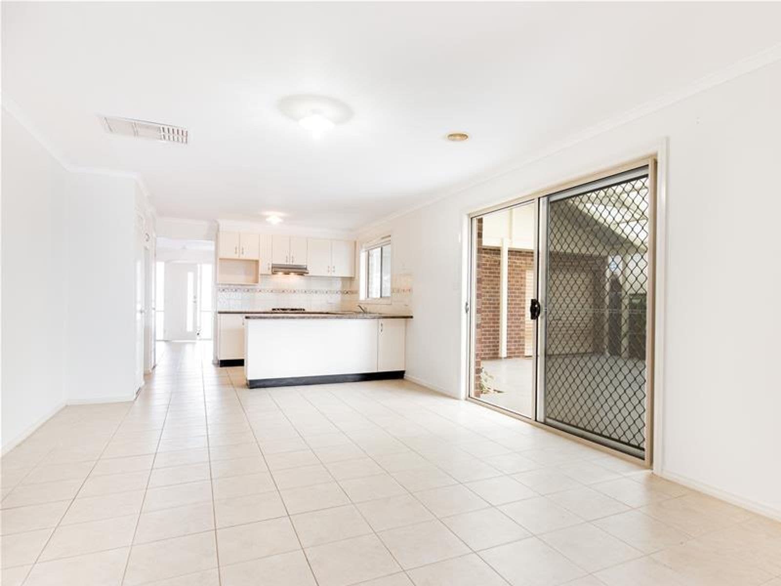 3 Mackay Road, Wyndham Vale VIC 3024, Wyndham Vale - Thumbnail 5