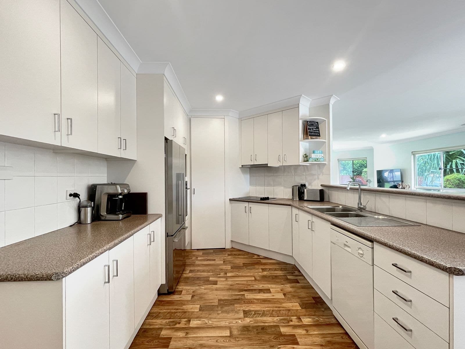 38 Bottlebrush Crescent, Suffolk Park NSW 2481, Suffolk Park - Thumbnail 5