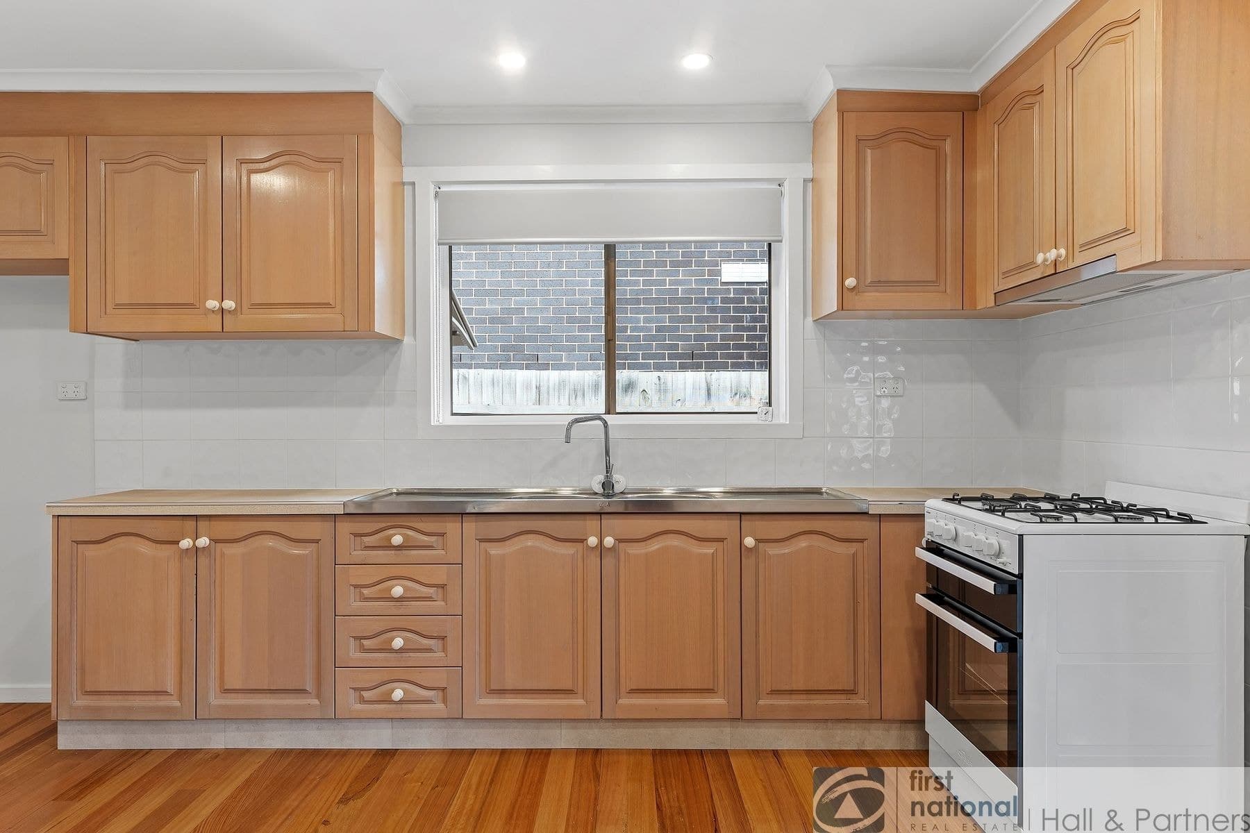 6 Bronwyn Court, Clayton South VIC 3169, Clayton South - Thumbnail 2