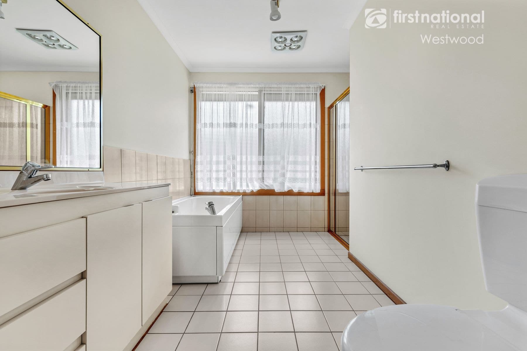 7 Weeden Drive, Werribee VIC 3030, Werribee - Thumbnail 7