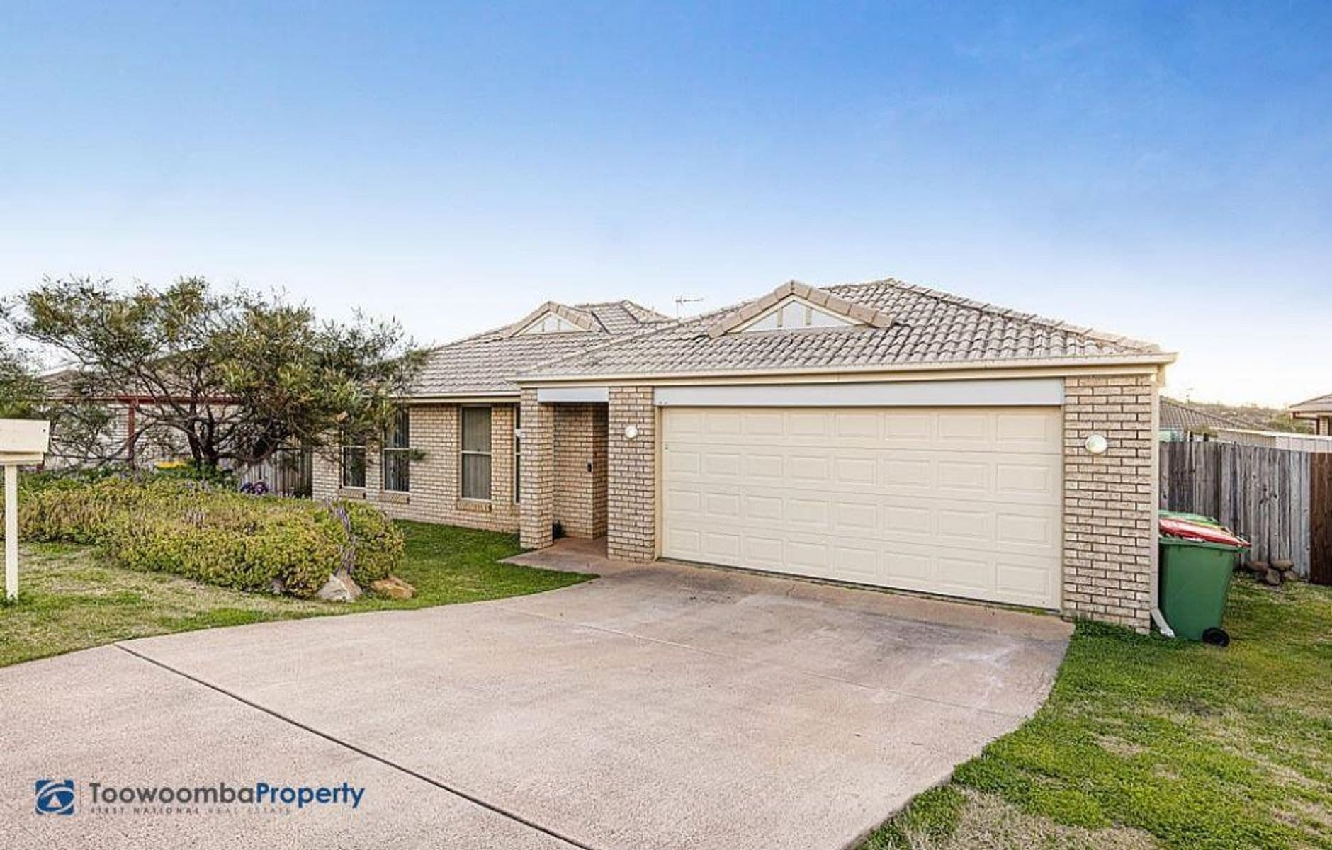 17 Wareena Crescent, Glenvale QLD 4350, Glenvale - Image 1