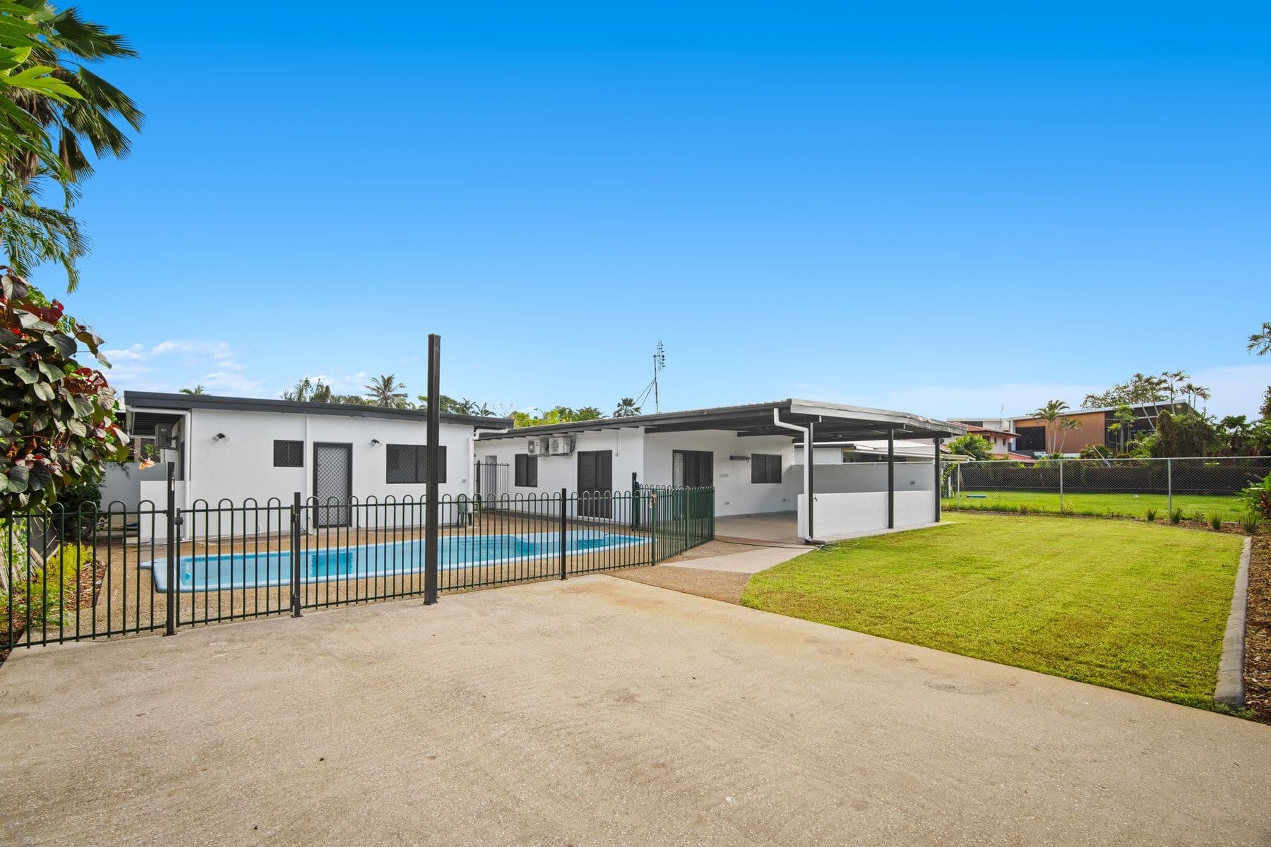 4 Coolibah Street, Nightcliff NT 0810, Nightcliff - Thumbnail 2