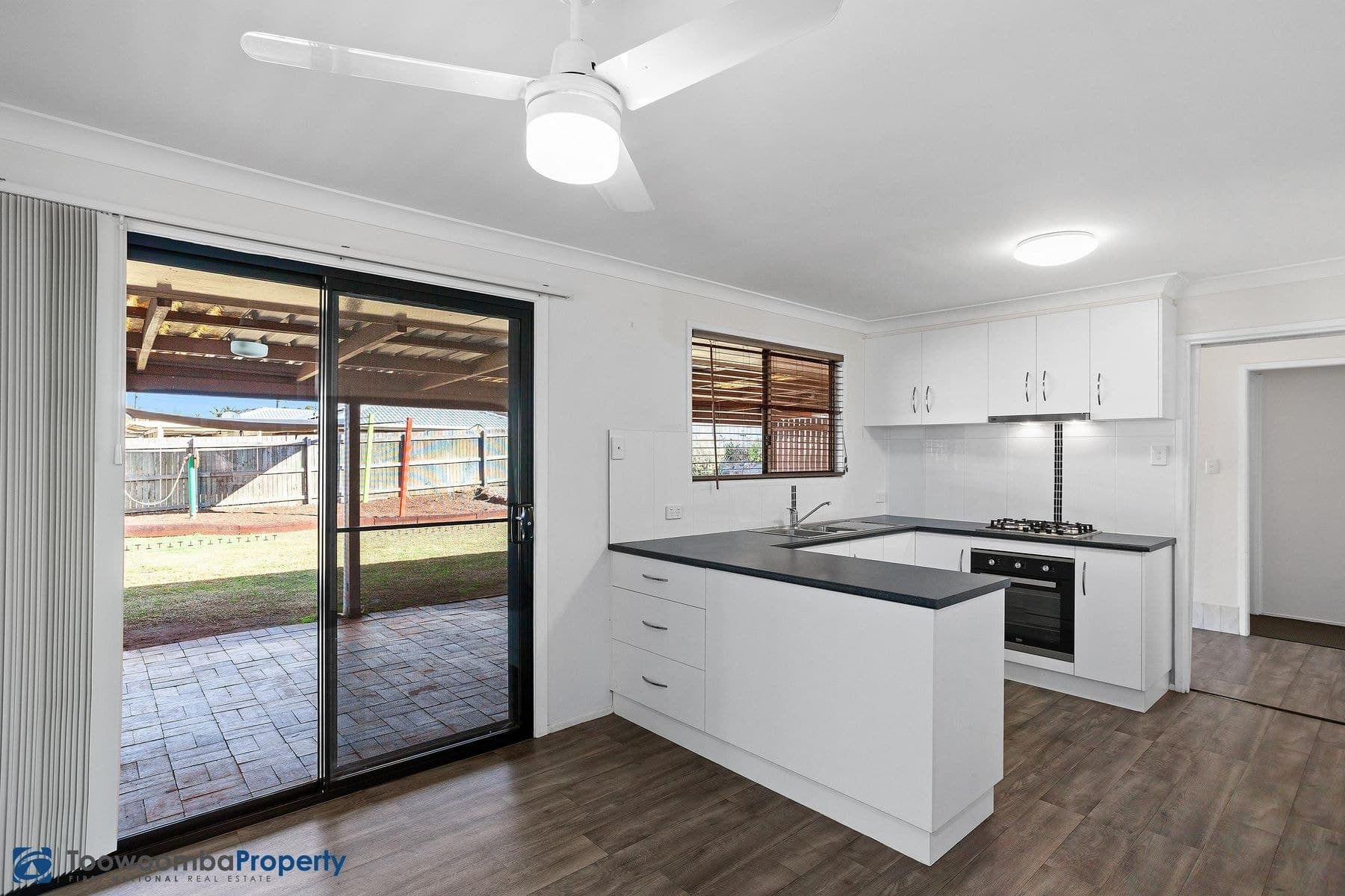 386 Stenner Street, Kearneys Spring QLD 4350, Kearneys Spring - Thumbnail 3