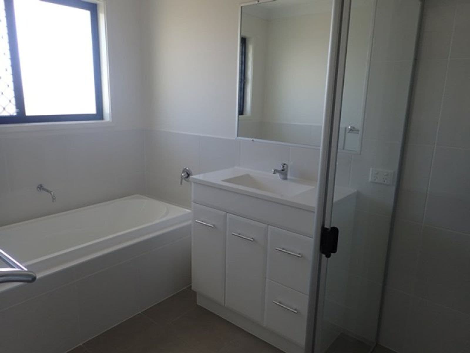 16 Antonia Court, Glenella QLD 4740, Glenella - Thumbnail 6