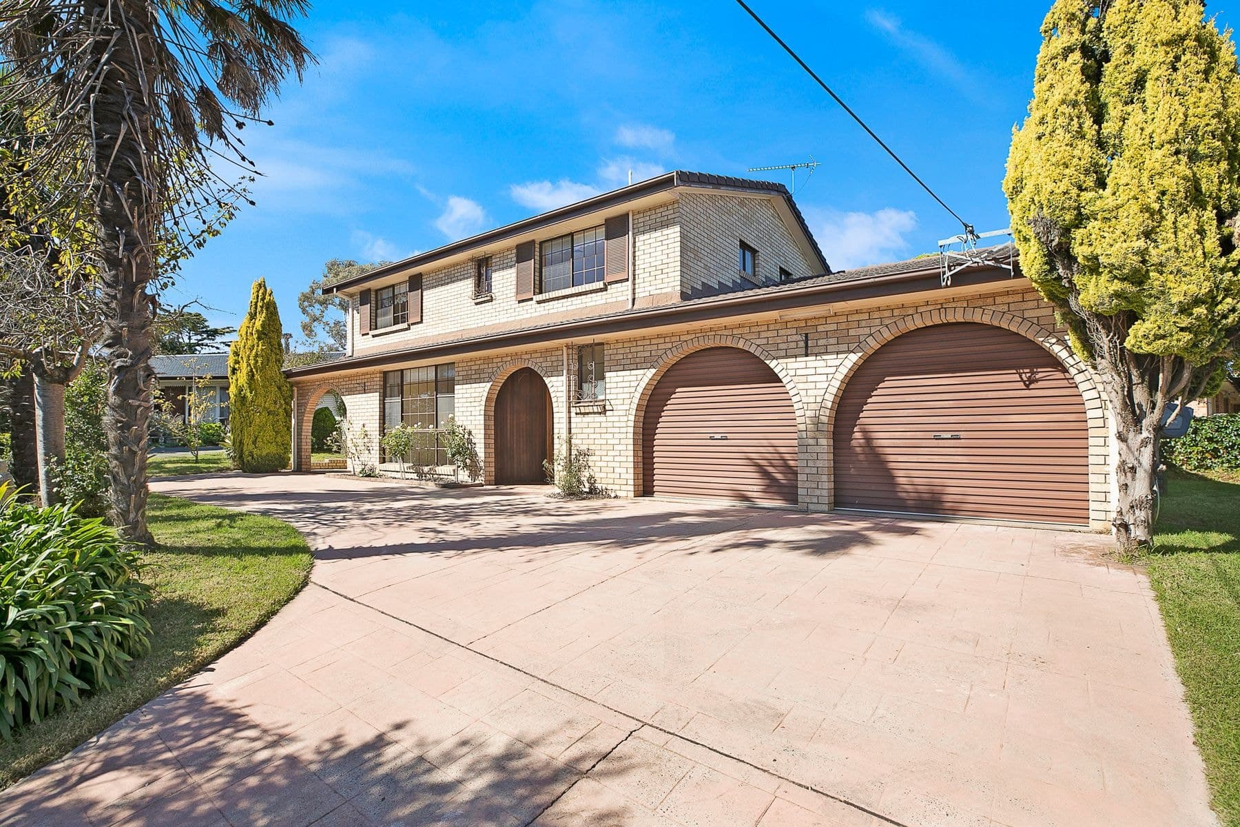 1 Coral Cl, Moss Vale NSW 2577, Moss Vale - Thumbnail 2
