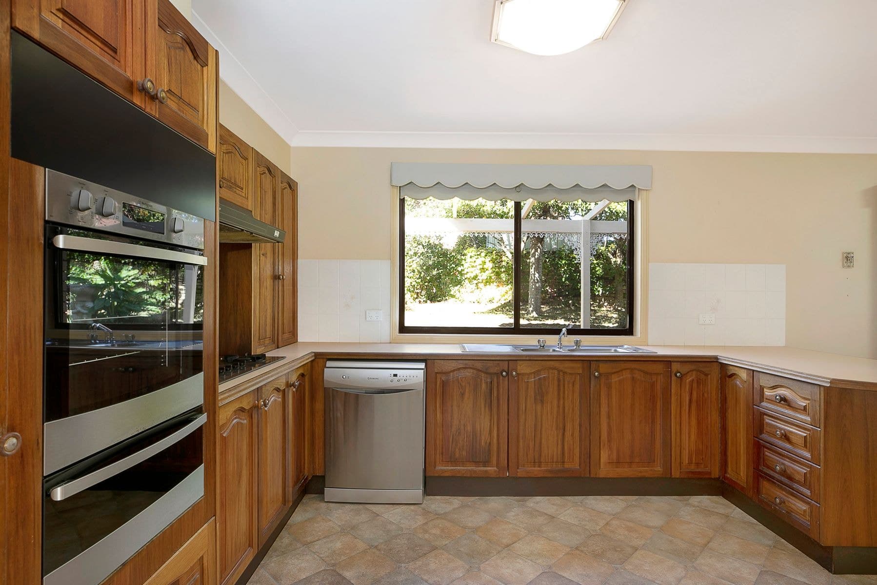 1 Coral Cl, Moss Vale NSW 2577, Moss Vale - Thumbnail 7