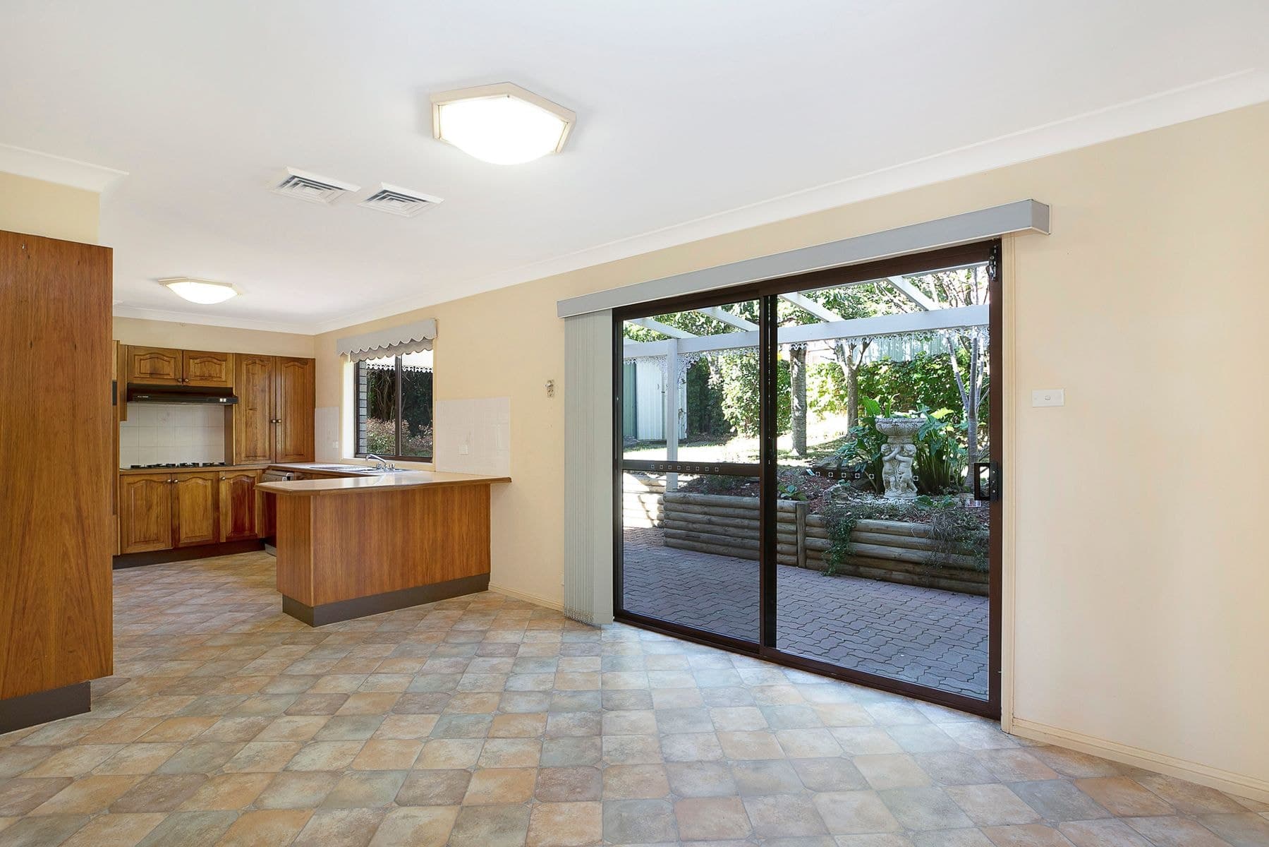1 Coral Cl, Moss Vale NSW 2577, Moss Vale - Thumbnail 8