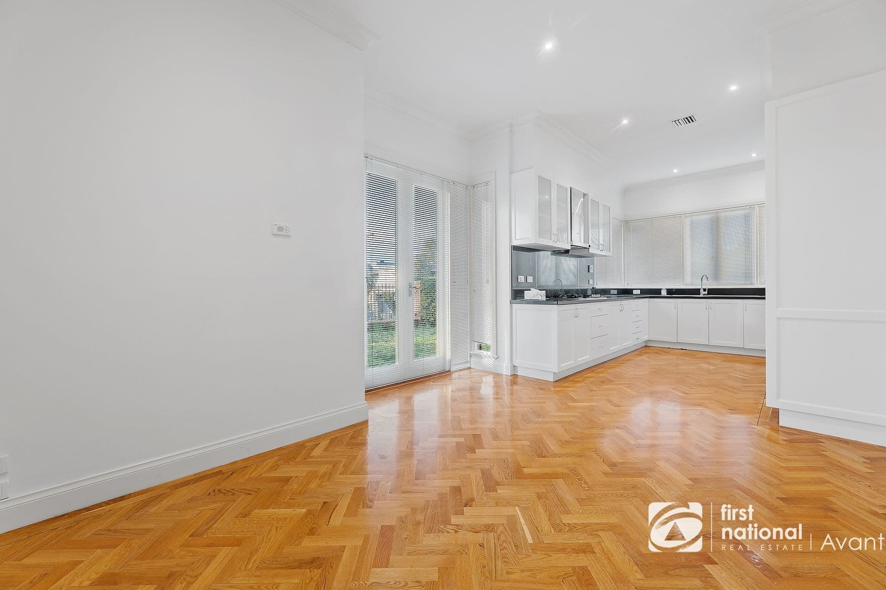 32 First Avenue, Kew VIC 3101, Kew - Thumbnail 3