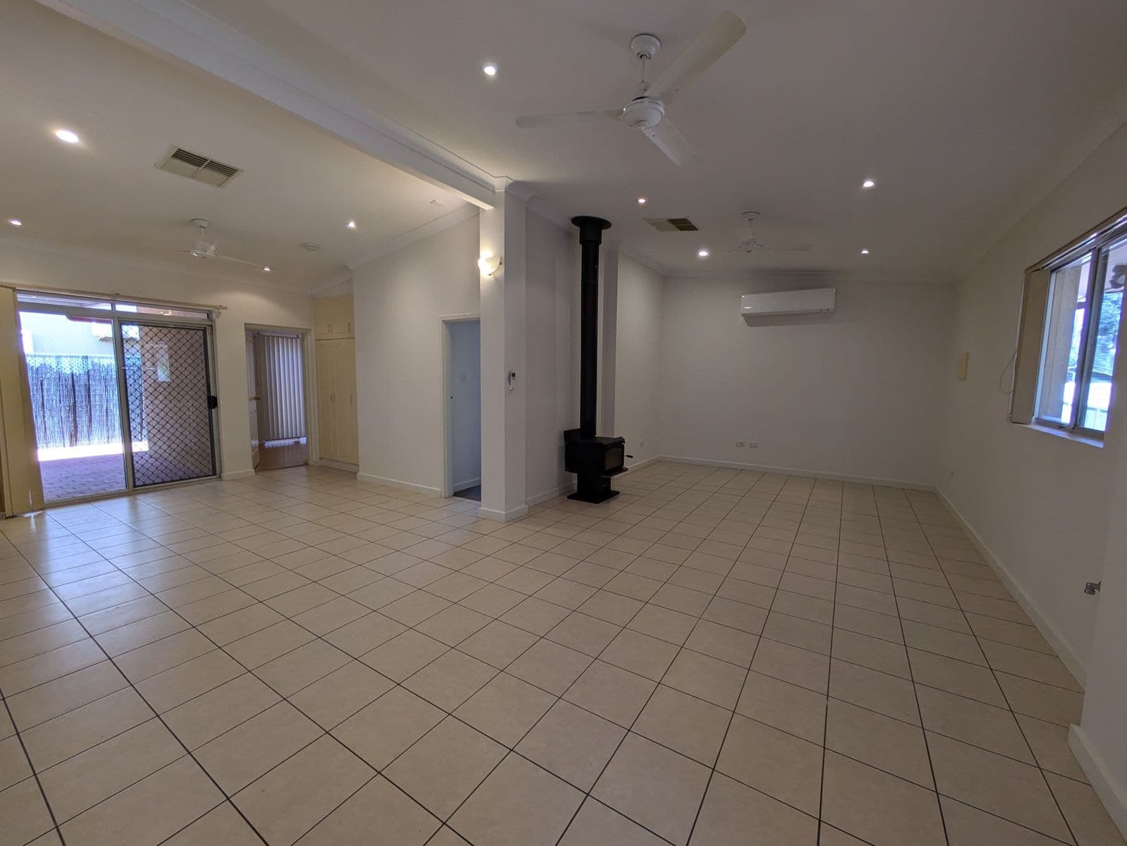 1/51 Larapinta Drive, Gillen NT 0870, Gillen - Thumbnail 2