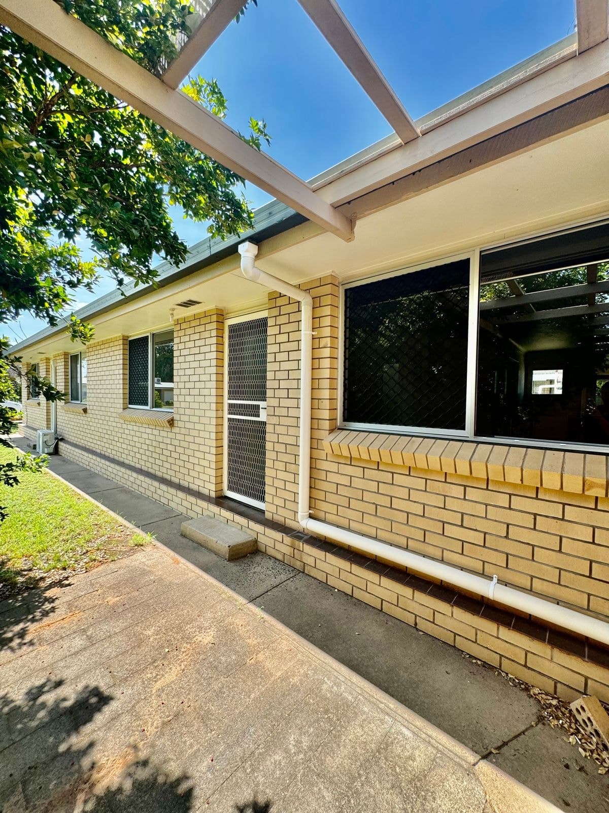 2/13-15 Mann Street, Chinchilla QLD 4413, Chinchilla - Thumbnail 8