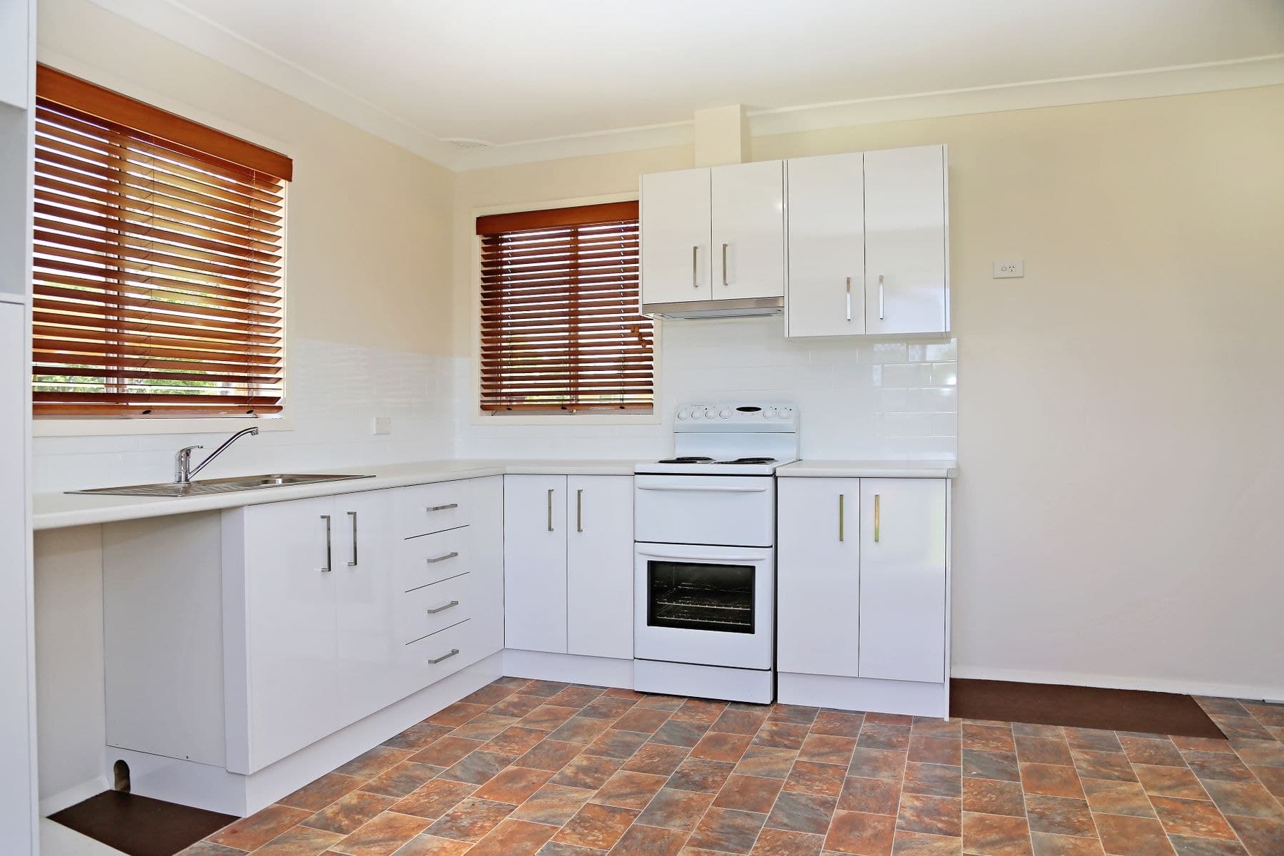 2 Hughes Ave, Richmond NSW 2753, Richmond - Thumbnail 3