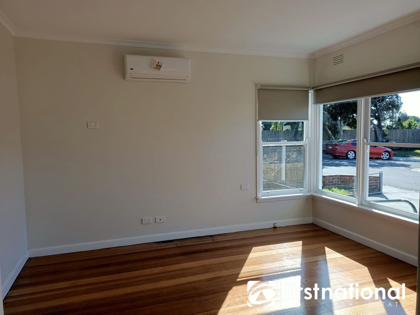 16 Dame Pattie Avenue, Pakenham VIC 3810, Pakenham - Thumbnail 2