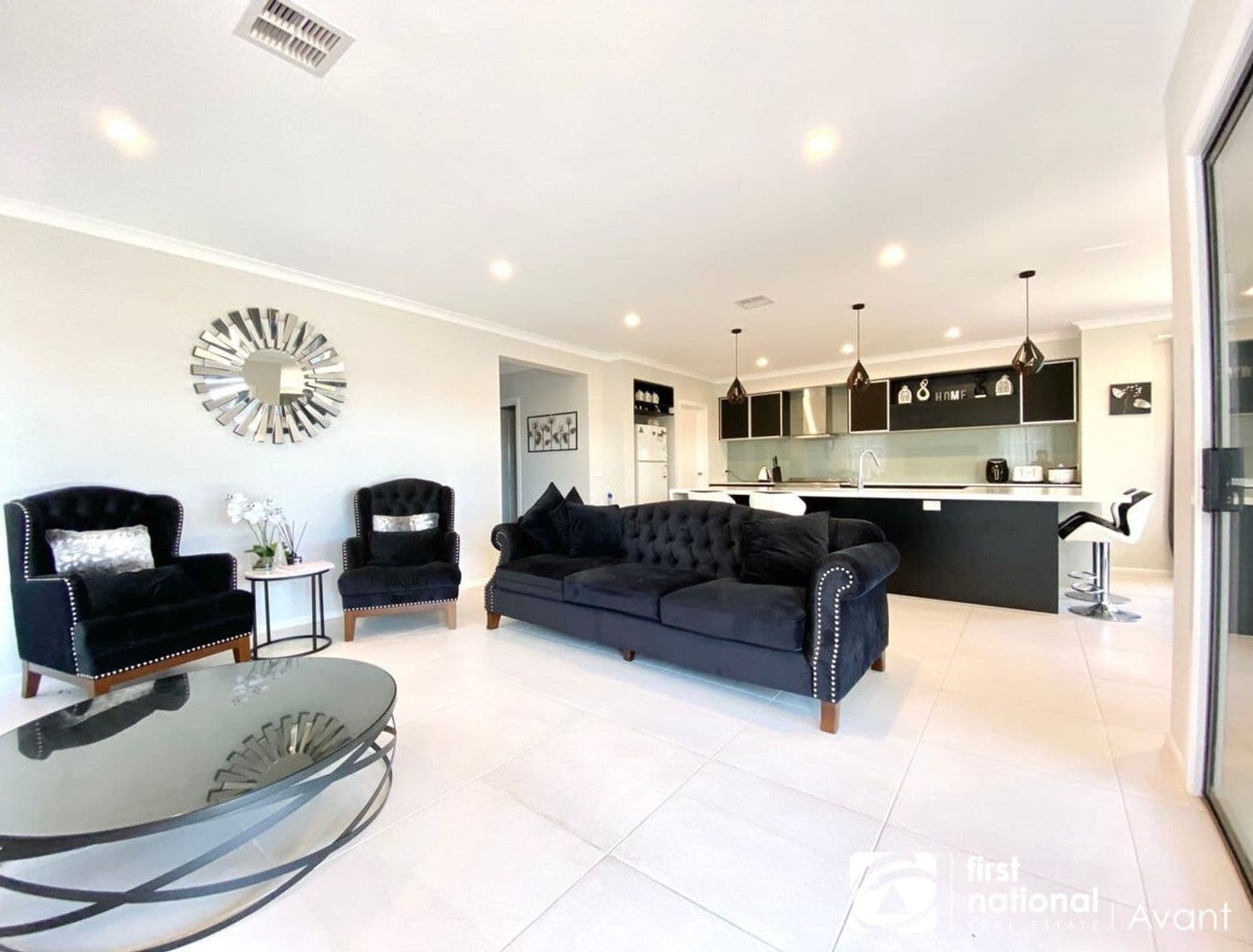 14 Inverloch Avenue, Clyde VIC 3978, Clyde - Thumbnail 4