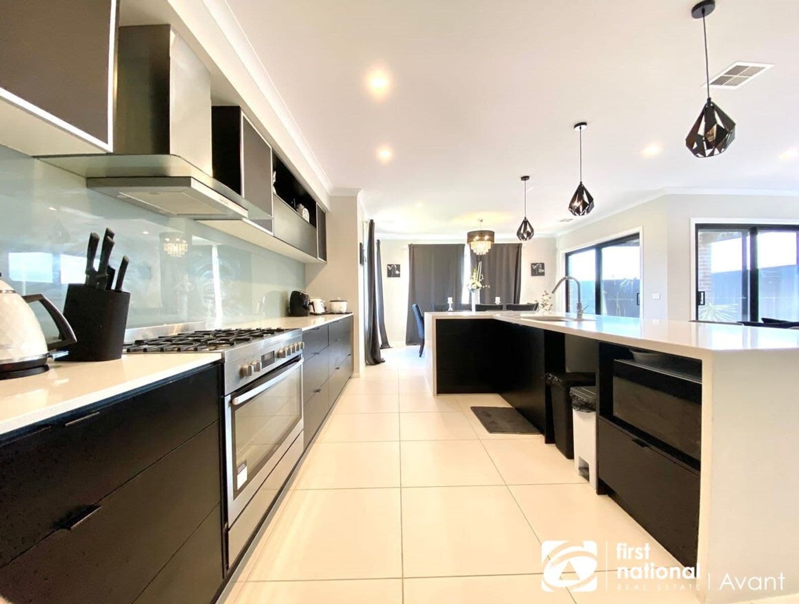 14 Inverloch Avenue, Clyde VIC 3978, Clyde - Thumbnail 5