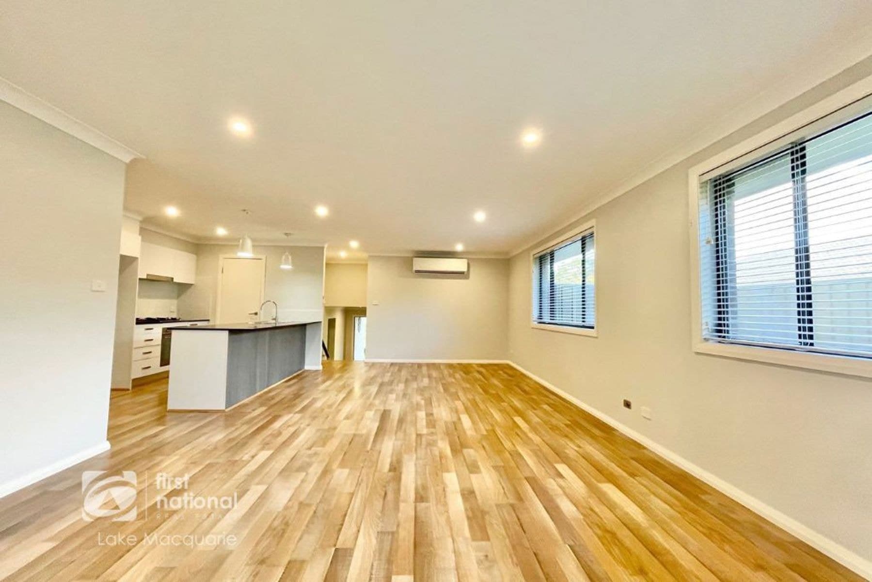 7 Floresta Crescent, Cameron Park NSW 2285, Cameron Park - Thumbnail 3