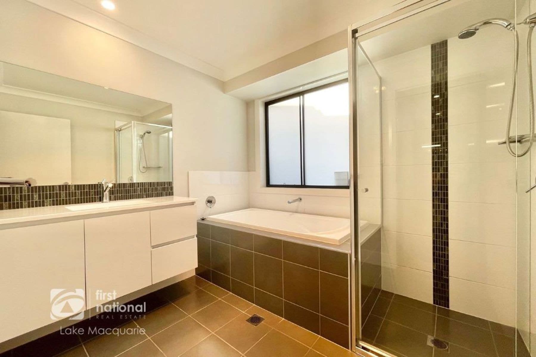 7 Floresta Crescent, Cameron Park NSW 2285, Cameron Park - Thumbnail 5