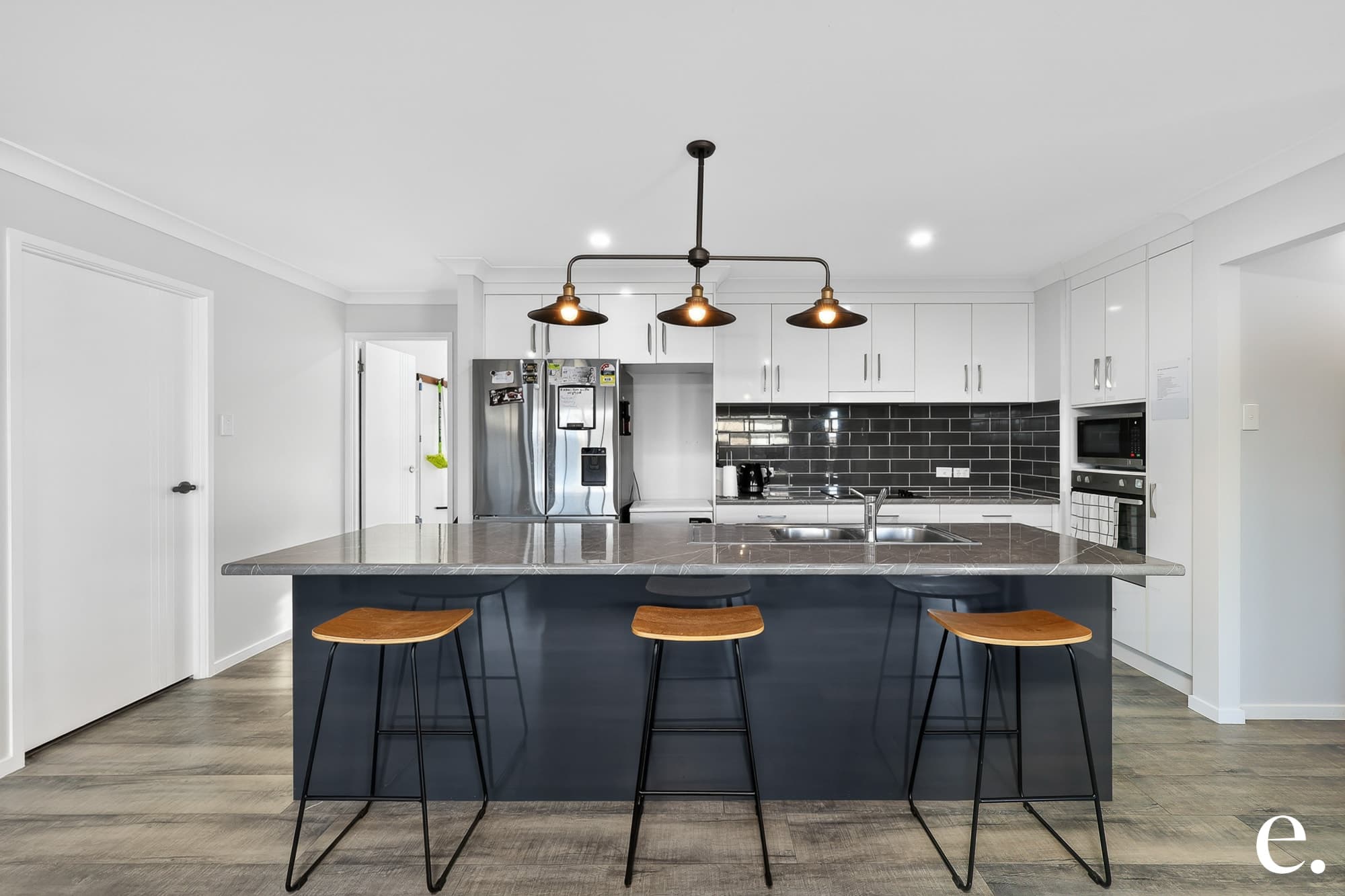 37 Johnson Street, Hidden Valley - Thumbnail 2