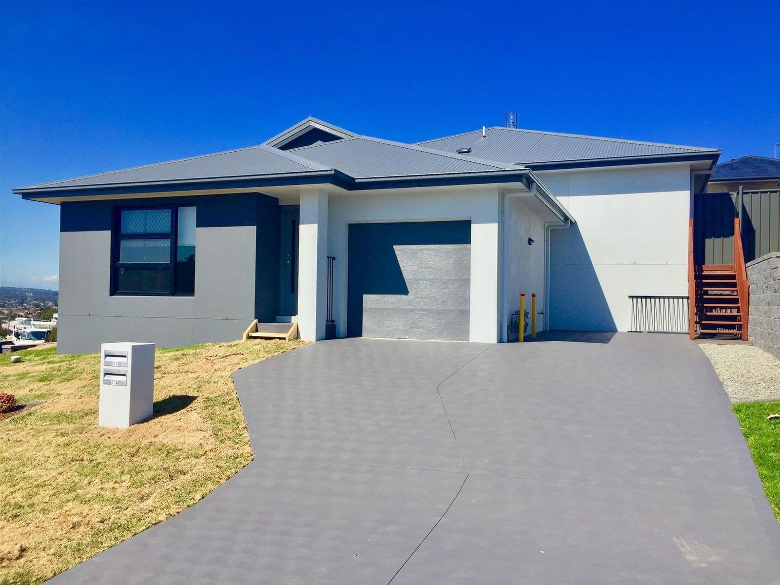 11 Gaites Drive, Cameron Park NSW 2285, Cameron Park - Image 1