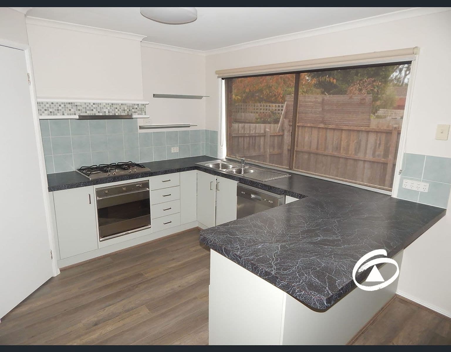 22 Tranter Square, Lynbrook VIC 3975, Lynbrook - Thumbnail 3