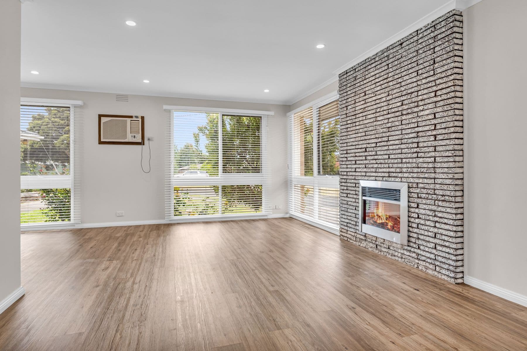 14 Musk Court, Melton VIC 3337, Melton - Thumbnail 2