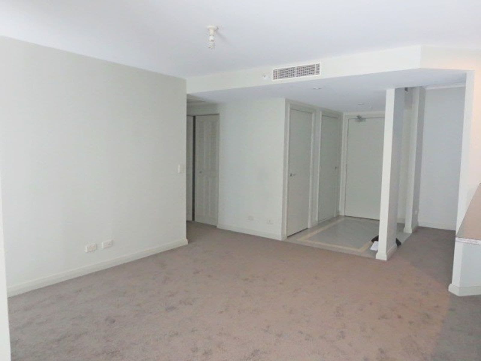 1702/2B Help Street, Chatswood NSW 2067, Chatswood - Thumbnail 2