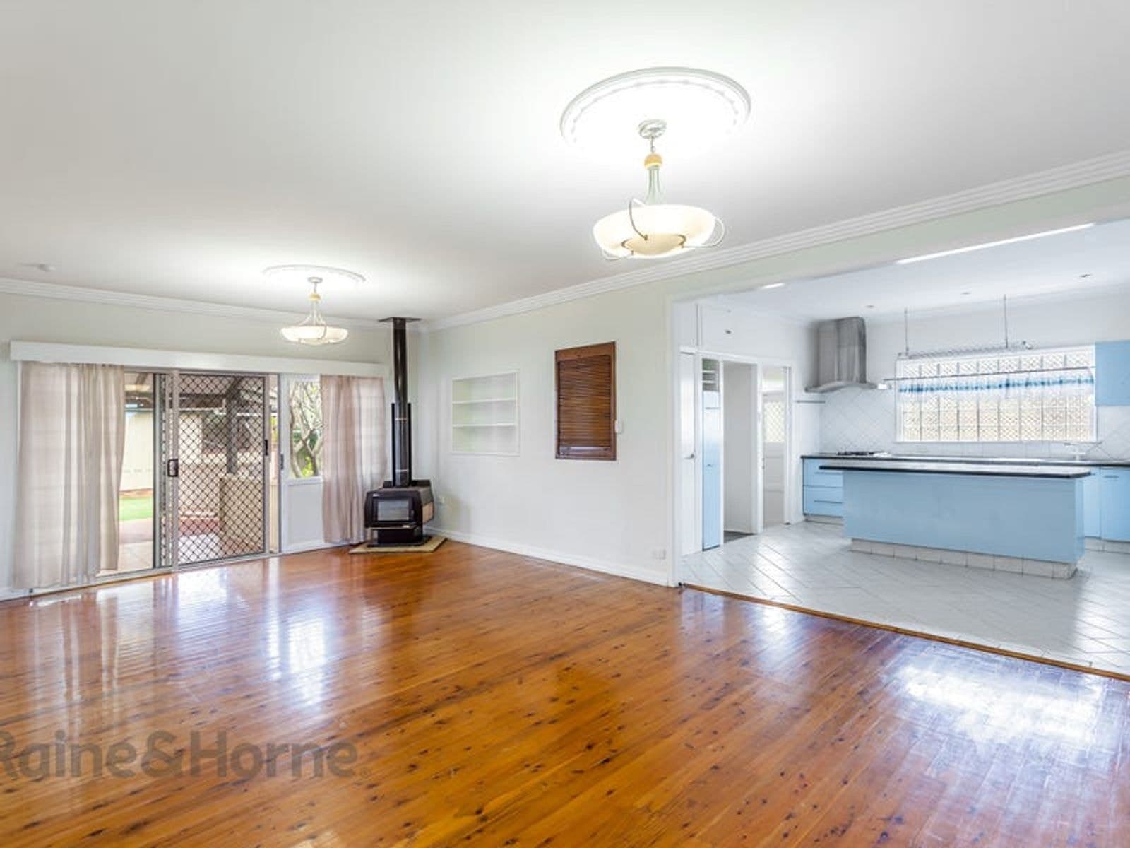 415 Tor Street, Newtown QLD 4350, Newtown - Thumbnail 2