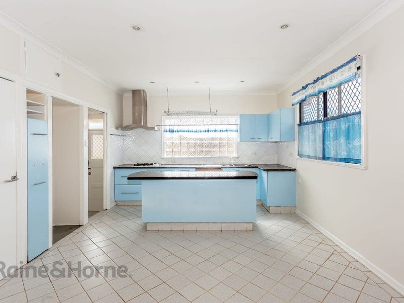 415 Tor Street, Newtown QLD 4350, Newtown - Thumbnail 3