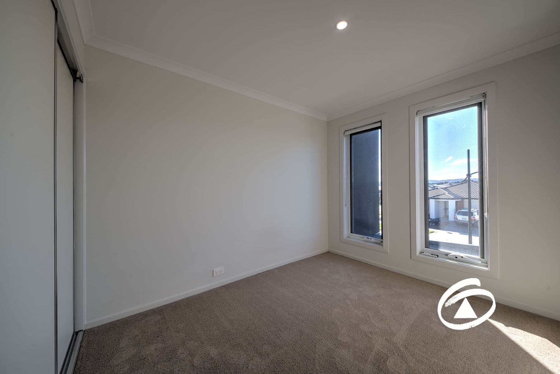 6 Debra Avenue, Pakenham VIC 3810, Pakenham - Thumbnail 7