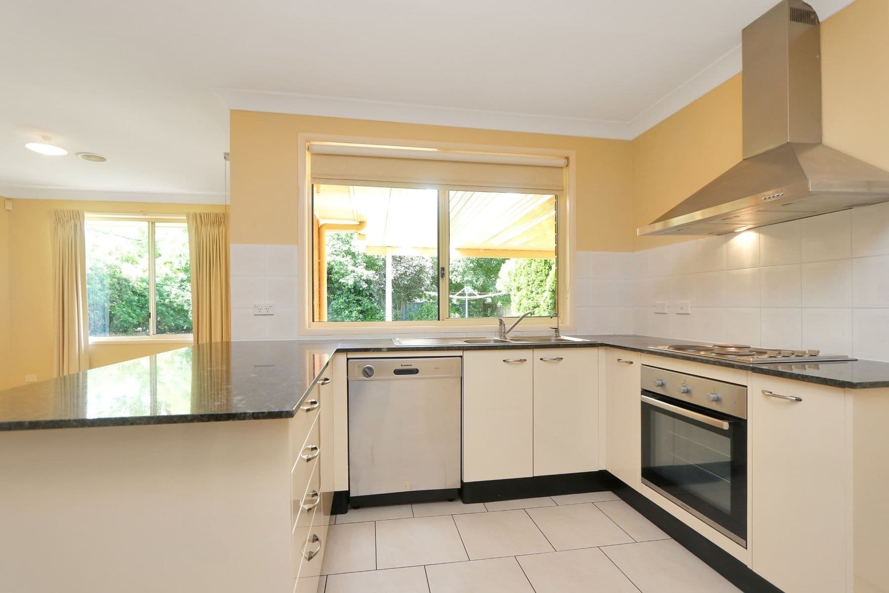 3/139 Clifford Street, Goulburn NSW 2580, Goulburn - Thumbnail 3