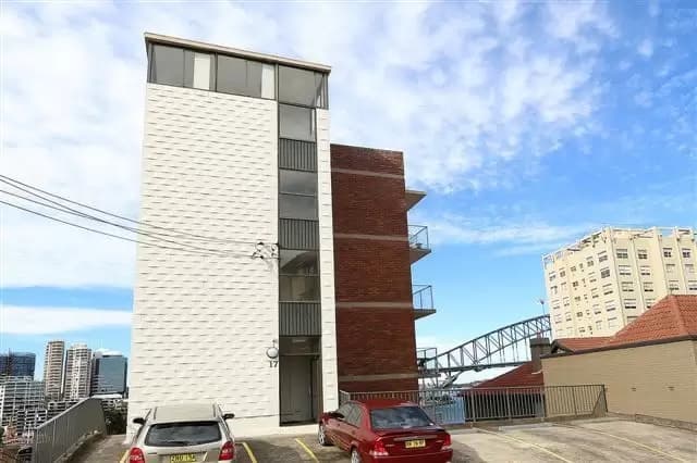 34/17 East Crescent Street, McMahons Point, McMahons Point - Thumbnail 7