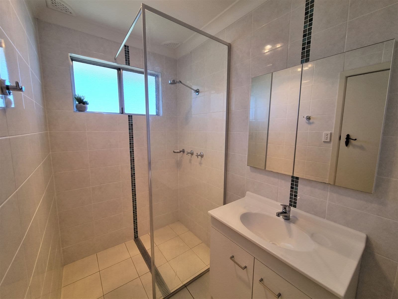 2/150 Dangar Street, Armidale NSW 2350, Armidale - Thumbnail 3