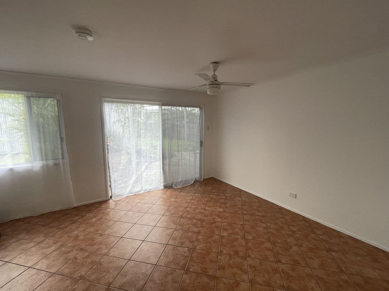 11 Teal Street, Slade Point, QLD 4740, Slade Point - Thumbnail 7