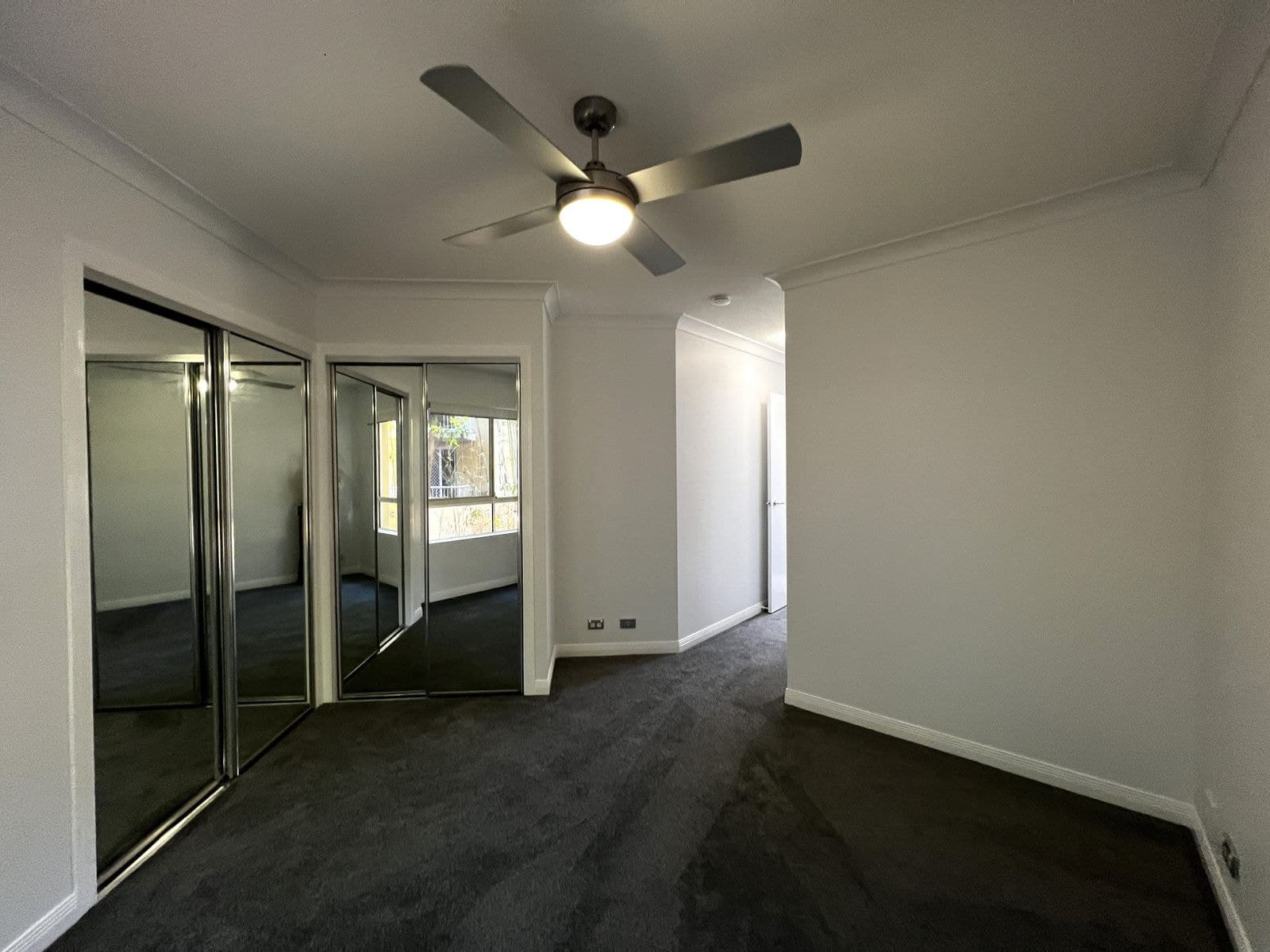 2/31-33 Mawarra Street, Chevron Island QLD 4217, Chevron Island - Thumbnail 5