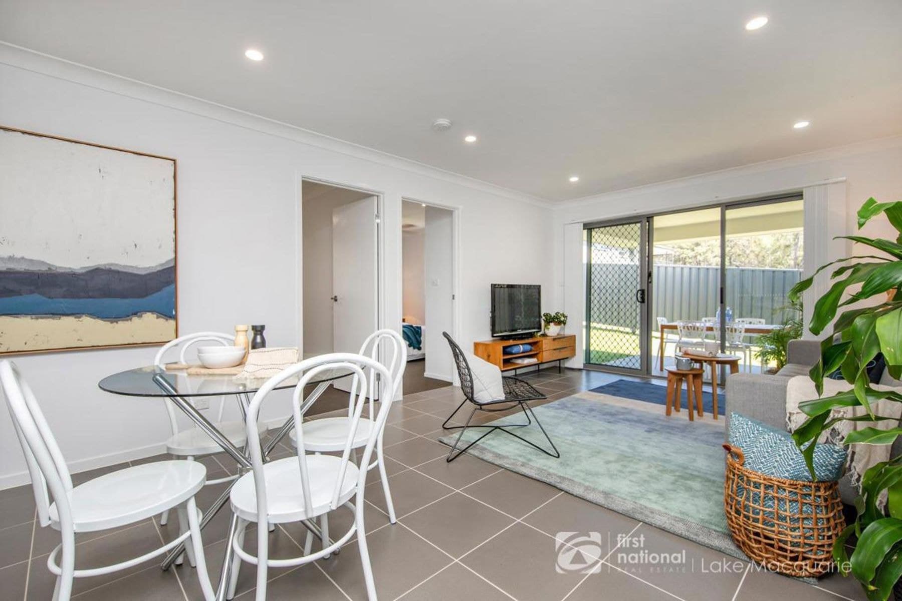 33A Floresta Crescent, Cameron Park NSW 2285, Cameron Park - Thumbnail 3