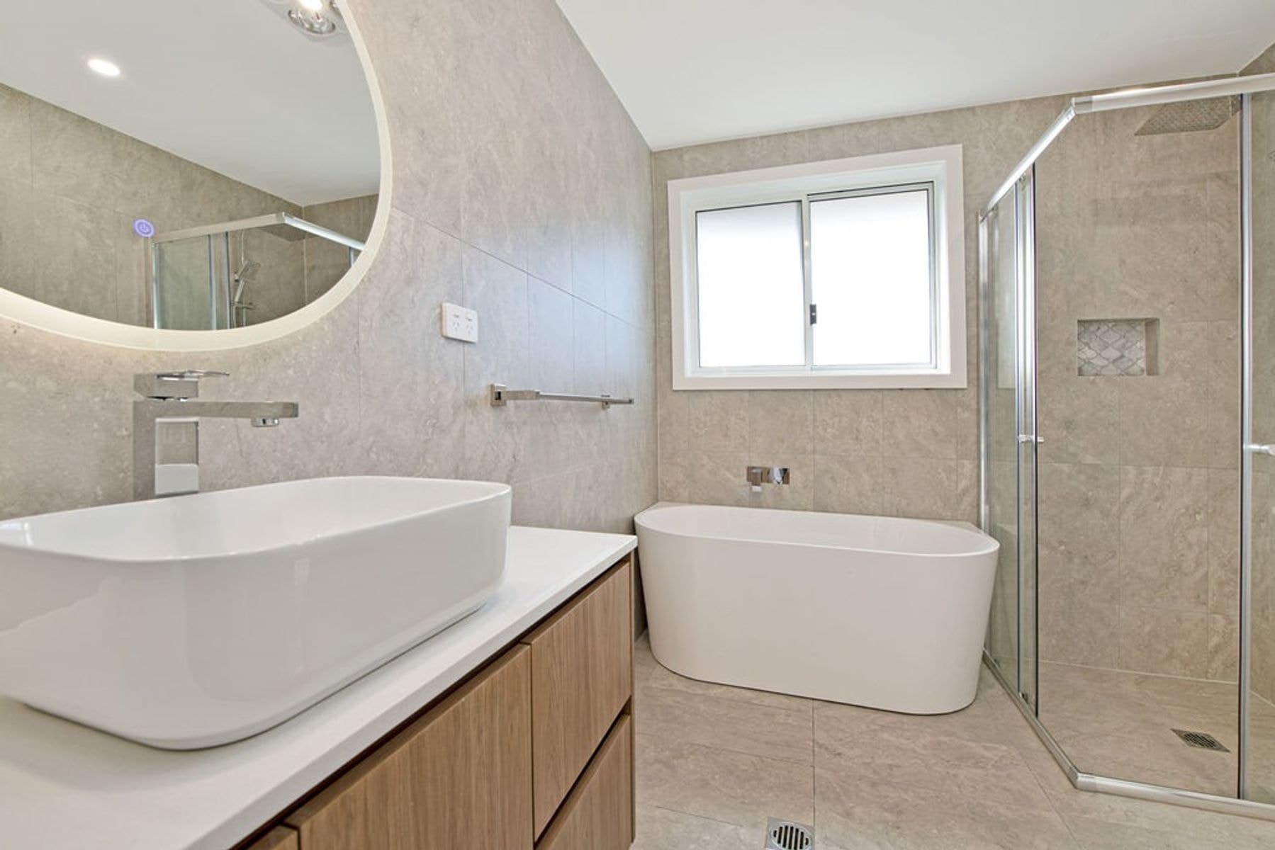 15 Woodburn Avenue, Panania NSW 2213, Panania - Thumbnail 3