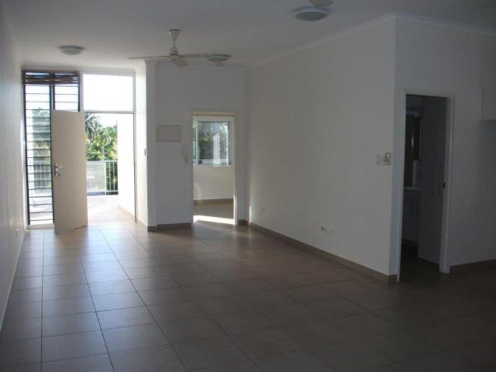 19/140 Dick Ward Drive, Coconut Grove NT 0810, Coconut Grove - Thumbnail 3