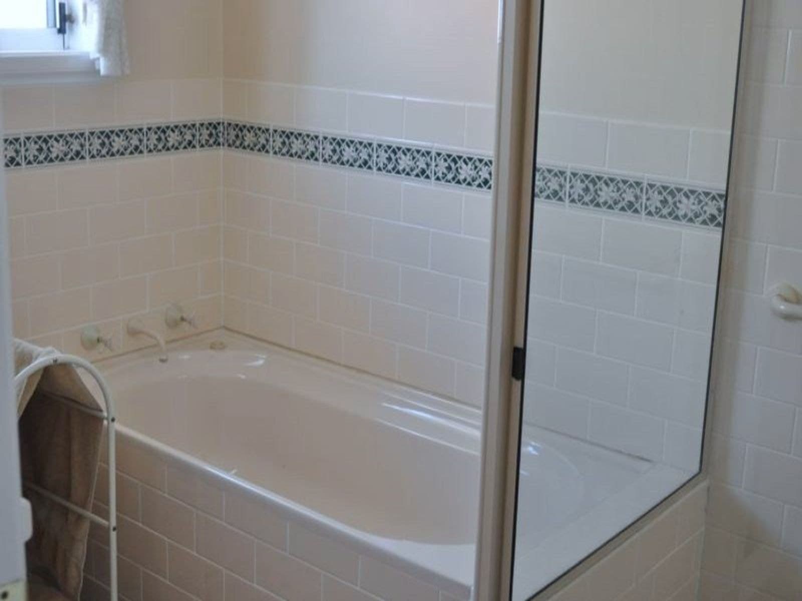 12 Bant Street, South Bathurst NSW 2795, South Bathurst - Thumbnail 3