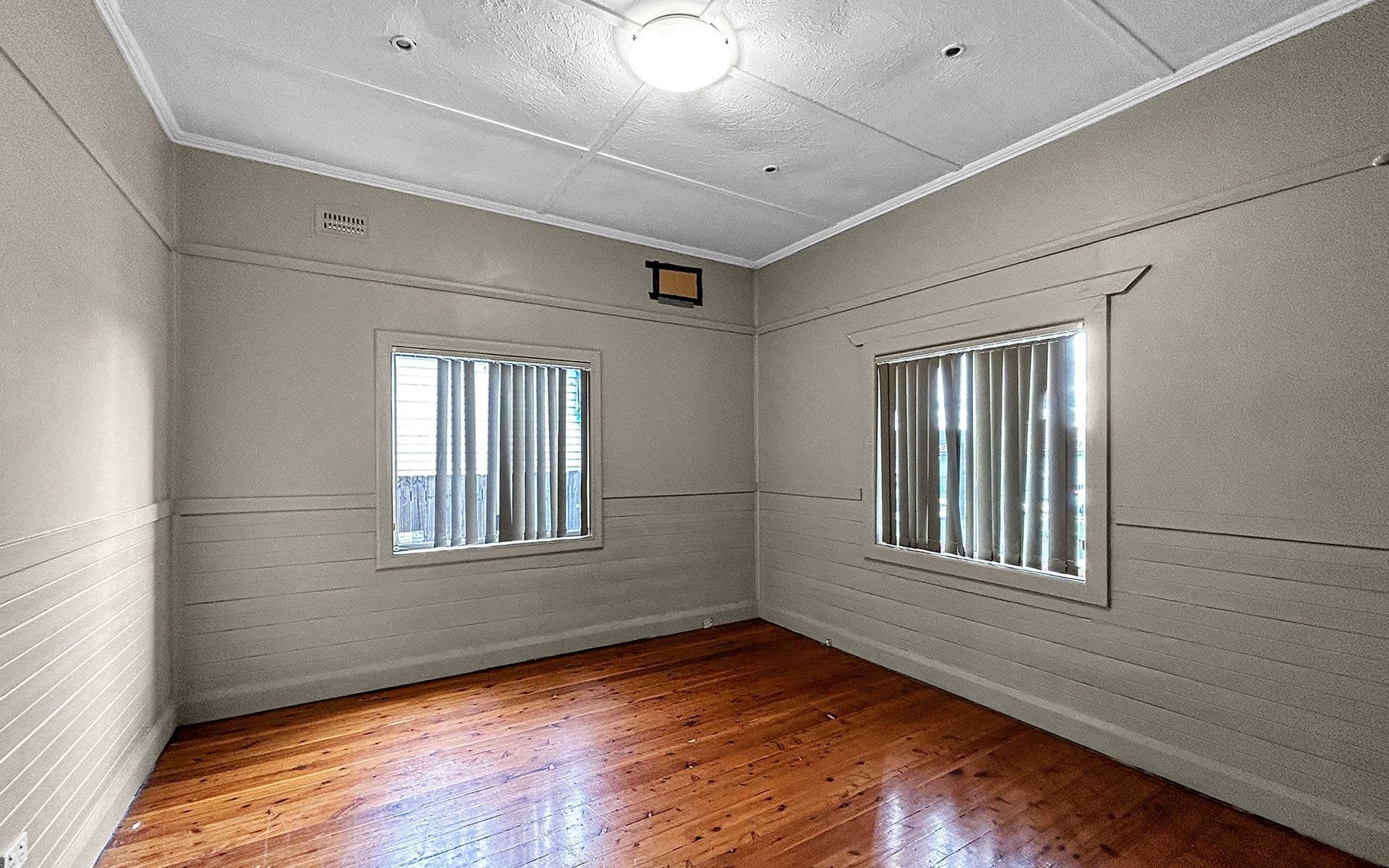 6 Bursill Street, Guildford NSW 2161, Guildford - Thumbnail 4