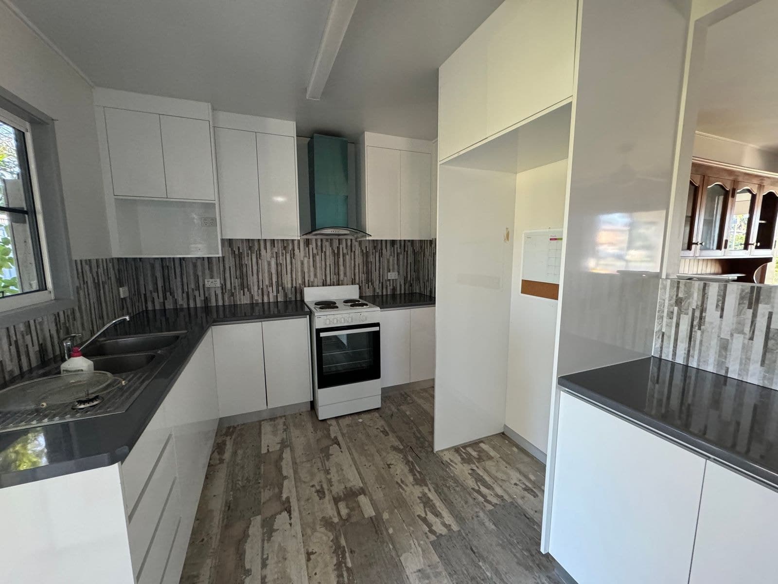 17 Finch Street, Slade Point QLD 4740, Slade Point - Thumbnail 2