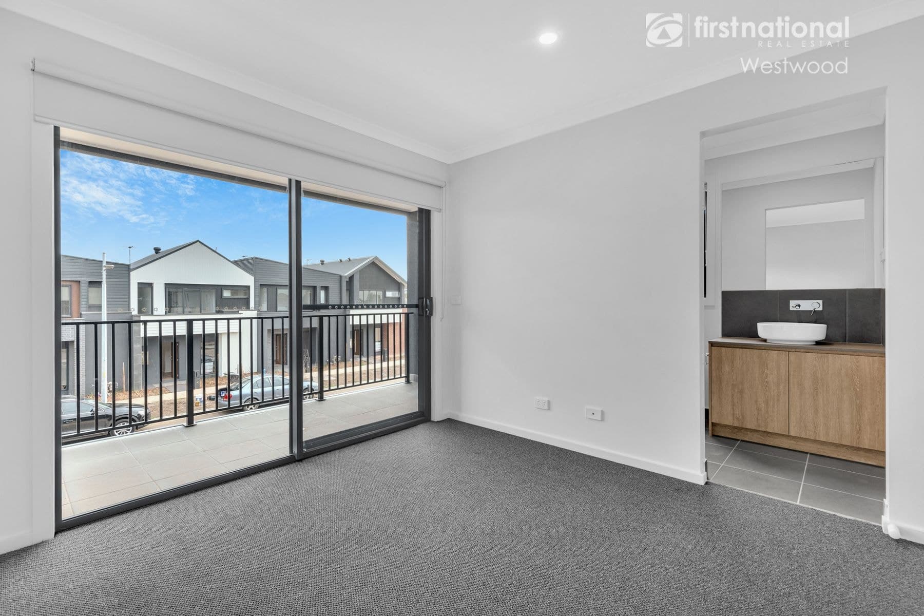5 Pendower Way, Werribee, VIC 3030, Werribee - Thumbnail 4