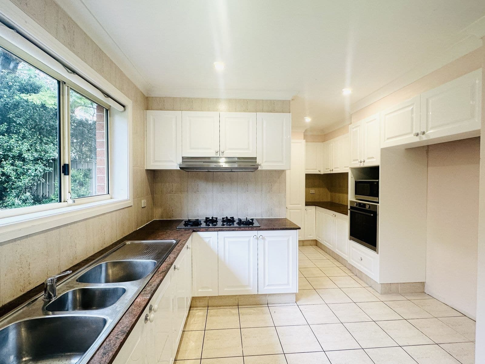 6 Waratah Street, Roseville NSW 2069, Roseville - Thumbnail 2